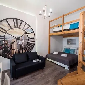 Central Quiet Studio B&b, Airport Connection Budapeszt